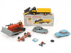 DINKY TOYS (FRANCE) (5)
