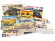 Lot 327 - DIVERS (11)