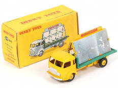 Lot 182 - DINKY TOYS (FRANCE) (1)