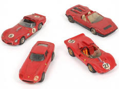 Lot 296 - DIVERS (4)