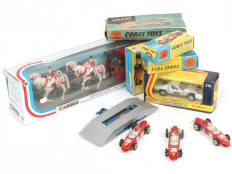 Lot 207 - CORGI TOYS (GB) (6)