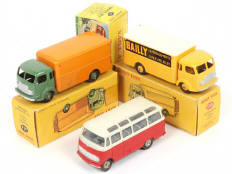 Lot 260 - DINKY TOYS (FRANCE) (3)