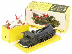 Lot 242 - DINKY TOYS (FRANCE) (1)