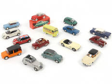 Lot 342 - DIVERS (15)