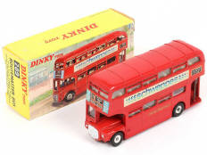 Lot 207 - DINKY TOYS (GB) (1)