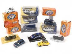 Lot 347 - DIVERS (11)