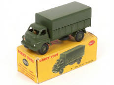 Lot 104 - DINKY TOYS (GB) (1)