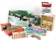 Lot 107 - DIVERS (10)