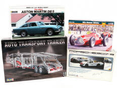 Lot 370 - DIVERS (4)