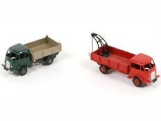 Lot 129 - DINKY TOYS (FRANCE) (2)