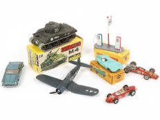 Lot 328 - DIVERS (7)