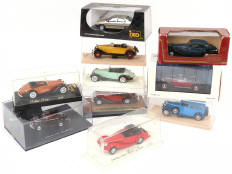 Lot 300 - DIVERS (10)