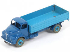 Lot 101 - DINKY TOYS (GB) (1)