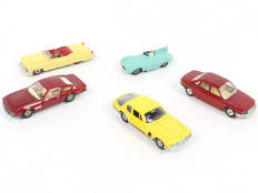 Lot 123 - DINKY TOYS (GB) (5)