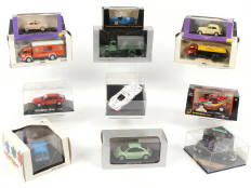 Lot 211 - DIVERS (12)