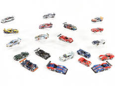 Lot 222 - DIVERS (20)