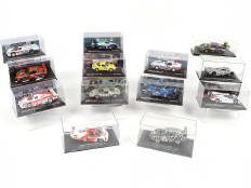 Lot 228 - DIVERS (13)