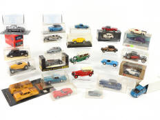 Lot 269 - DIVERS (30)