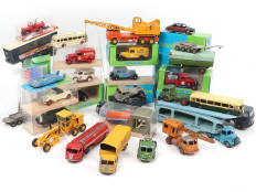 Lot 165 - DIVERS (30)