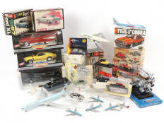 Lot 271 - DIVERS (50)