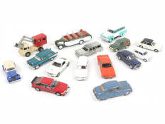 Lot 183 - DIVERS (15)