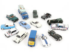 Lot 192 - DIVERS (15)