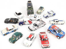 Lot 196 - DIVERS (15)