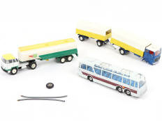 DINKY TOYS (3)