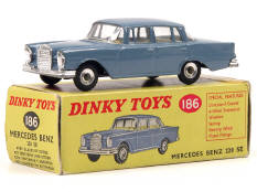 DINKY TOYS GB (1)