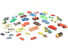 Lot 323 - DIVERS (30)