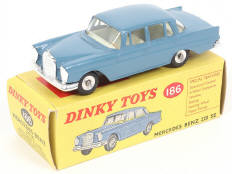DINKY TOYS (GB) (1)