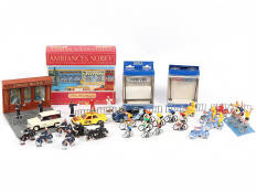 Lot 286 - DIVERS (44)