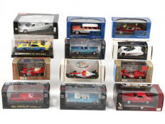 Lot 298 - DIVERS (12)