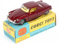 Lot 156 - CORGI TOYS (GB) (1)