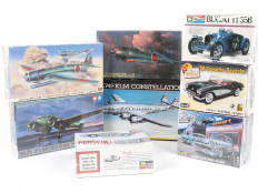 Lot 312 - DIVERS (8)