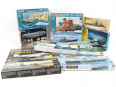 Lot 315 - DIVERS (16)