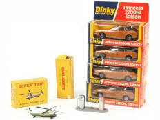 Lot 277 - DINKY TOYS (6)
