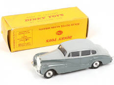 Lot 269 - DINKY TOYS (GB) (1)