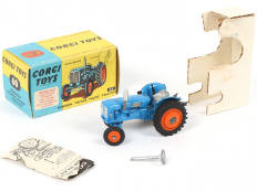 Lot 126 - CORGI TOYS (GB) (1)