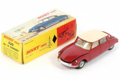 Lot 201 - DINKY TOYS (FRANCE) (1)
