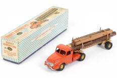 Lot 190 - DINKY TOYS (FRANCE) (1)