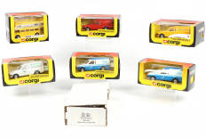 Lot 232 - DIVERS (7)