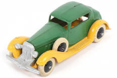 Lot 201 - DINKY TOYS (FRANCE) (1)