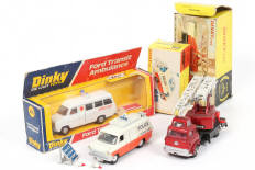 Lot 240 - DINKY TOYS (GB) (3)