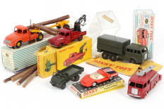 Lot 277 - DINKY TOYS (FRANCE) (7)