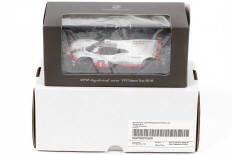 Lot 73 - SPARK (MACAU) (1)