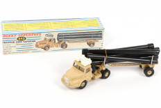 Lot 334 - DINKY TOYS (FRANCE) (1)