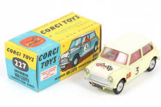 Lot 170 - CORGI TOYS (GB) (1)