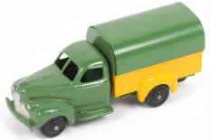 Lot 398 - DINKY TOYS (FRANCE) (1)