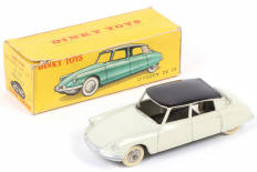 Lot 227 - DINKY TOYS (FRANCE) (1)